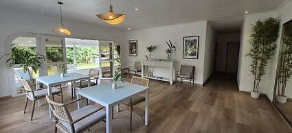 Beau Vallon Bungalows