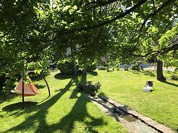 Logis Hôtel Restaurant Le Castel Fleuri