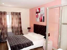 Logis Hôtel Restaurant Le Castel Fleuri