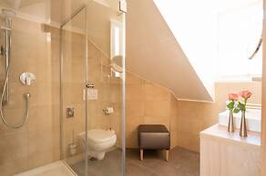 Romantik Hotel Villa Sayn