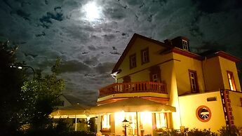 Romantik Hotel Villa Sayn