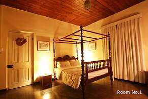 Senani Colonial Holiday Bungalow