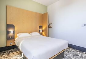 B&B HOTEL Marseille Les ports