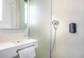 B&B HOTEL Marseille Les ports