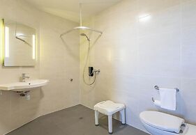 B&B HOTEL Marseille Les ports