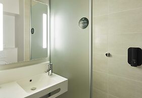 B&B HOTEL Paris Est Bobigny