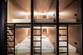 InBox Capsule Hotel