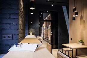 InBox Capsule Hotel