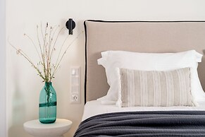 Quartano Suites by Heliessa