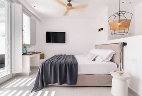 Quartano Suites by Heliessa