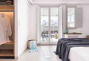 Quartano Suites by Heliessa