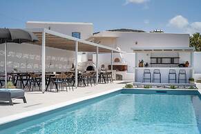 Quartano Suites by Heliessa