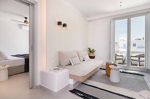 Quartano Suites by Heliessa