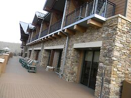 Echo Bluff State Park