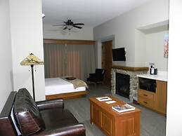 Echo Bluff State Park