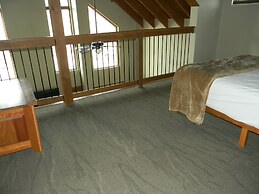 Echo Bluff State Park