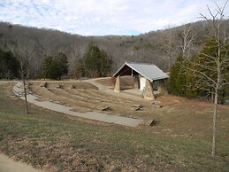 Echo Bluff State Park