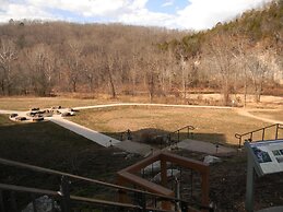 Echo Bluff State Park