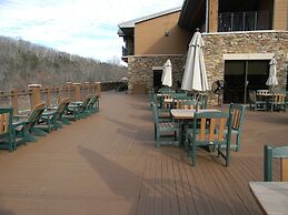 Echo Bluff State Park