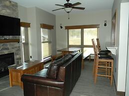 Echo Bluff State Park