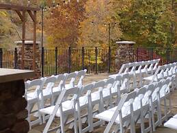 Echo Bluff State Park