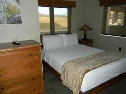 Echo Bluff State Park