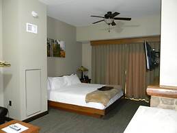 Echo Bluff State Park