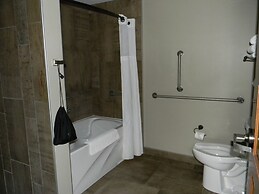 Echo Bluff State Park