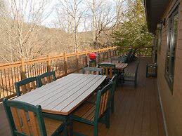 Echo Bluff State Park