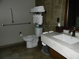 Echo Bluff State Park