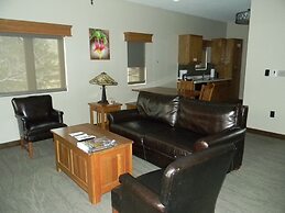 Echo Bluff State Park