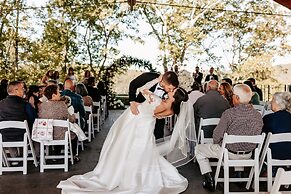 Echo Bluff State Park