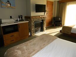 Echo Bluff State Park