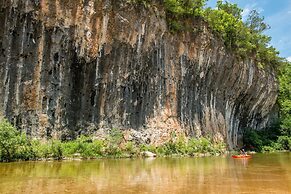 Echo Bluff State Park