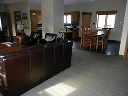 Echo Bluff State Park