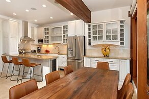 Durant Condominiums by Frias