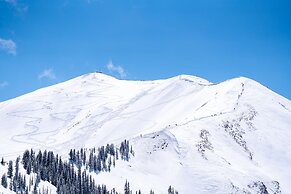 Durant Condominiums by Frias