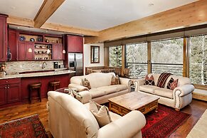 Durant Condominiums by Frias