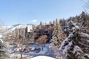 Durant Condominiums by Frias