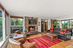 Durant Condominiums by Frias