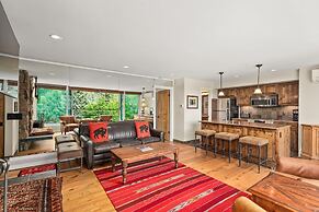 Durant Condominiums by Frias