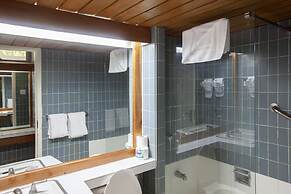 Frenchman's Cove Resort