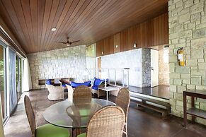 Frenchman's Cove Resort