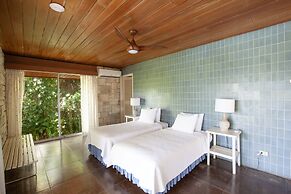 Frenchman's Cove Resort