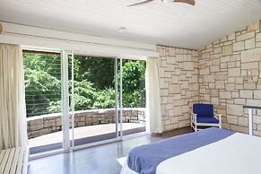 Frenchman's Cove Resort