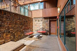 Fasching Haus Condominiums by Frias