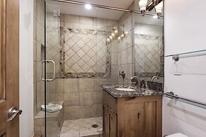 Fasching Haus Condominiums by Frias