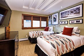 Fasching Haus Condominiums by Frias