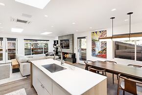 Fasching Haus Condominiums by Frias