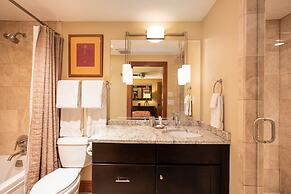 Fasching Haus Condominiums by Frias